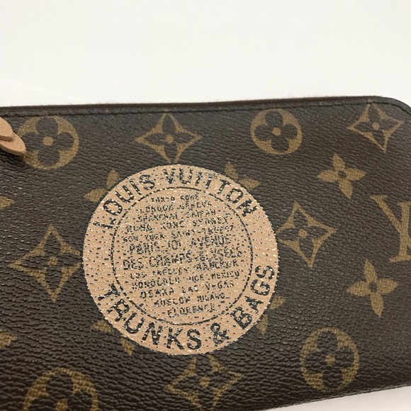 Louis Vuitton Monogram Trunks & Bags zip wallet - Picture 4 of 15